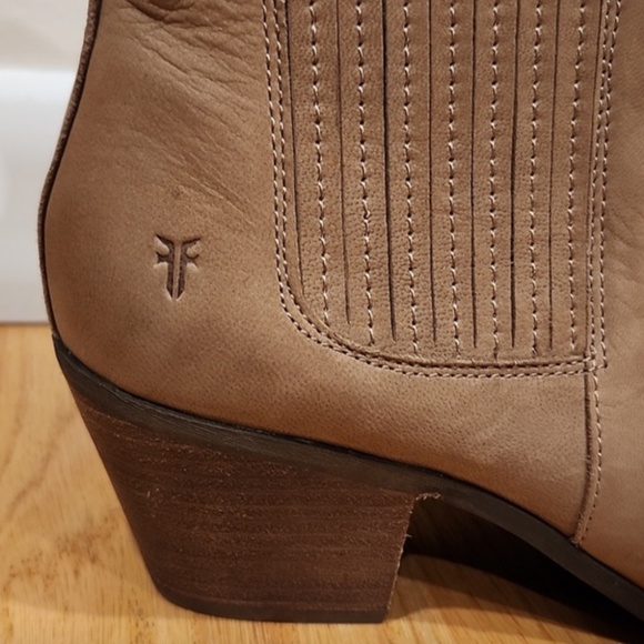 Frye Boots - Picture 5 of 7